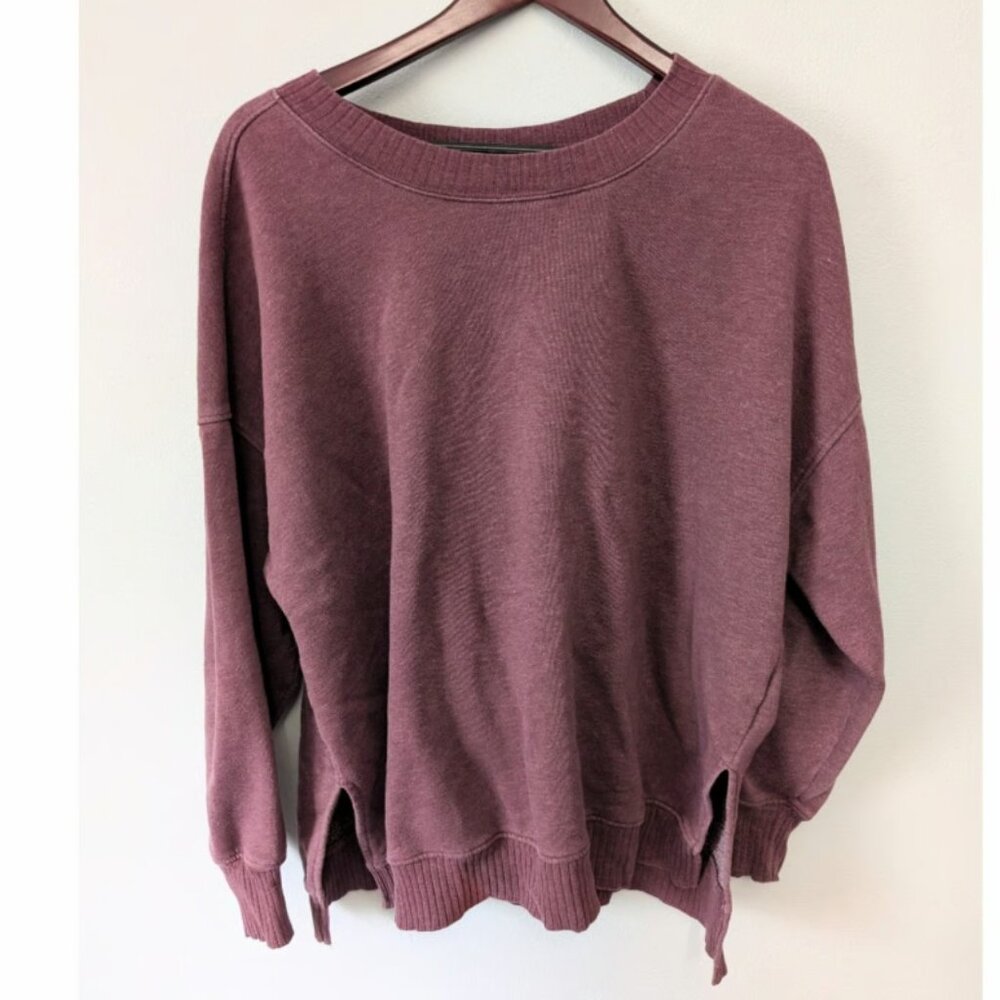 SO Brand Oversized Pullover Sweatshirt With Slitted Sides Size XL